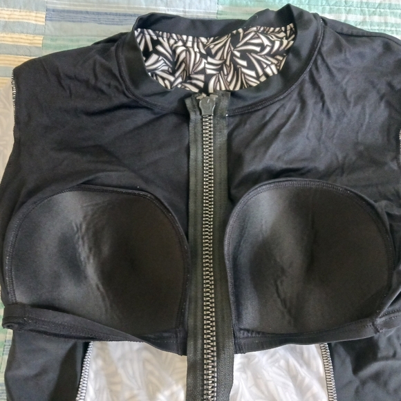 Long sleeve Full Zip Swim Top - Picture 4 of 5